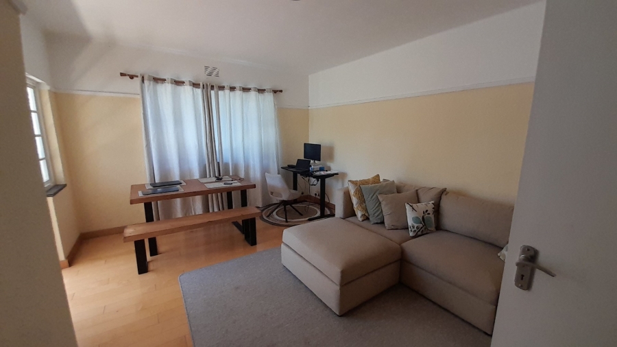 To Let 2 Bedroom Property for Rent in Rondebosch Western Cape